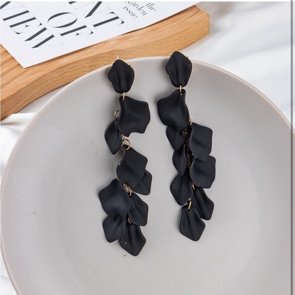 # 26 Clip On Long Acrylic Rose Petal Drop Dangle Earrings Fashion Bohemian - Picture 4 of 7